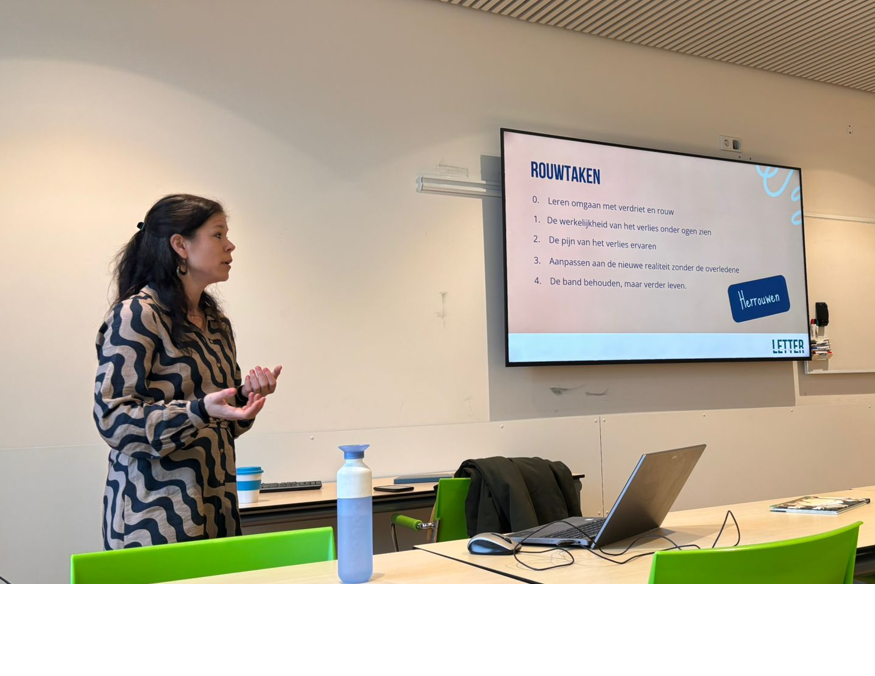 Laura Roverts Martini als spreker en ervaringsdeskundige over rouw bij kinderen